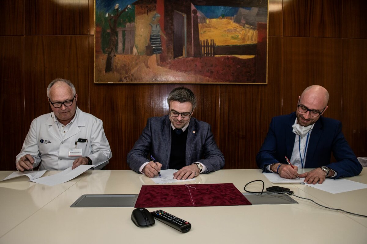 MOÚ podepsal memorandum o spolupráci s Národným onkologickým ústavem v Bratislavě